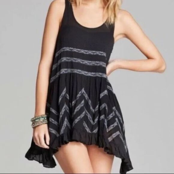Intimately Free People Trapeze Lace Slip Dress Tunic Women's S Black Printed NWT - Picture 12 of 13